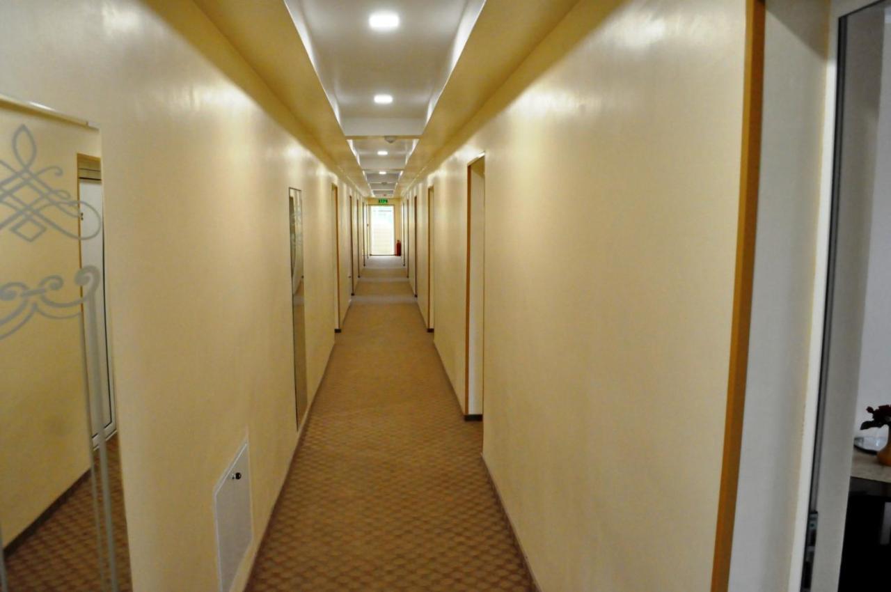 Hotel Andrei Cimpia Turzii Exterior photo